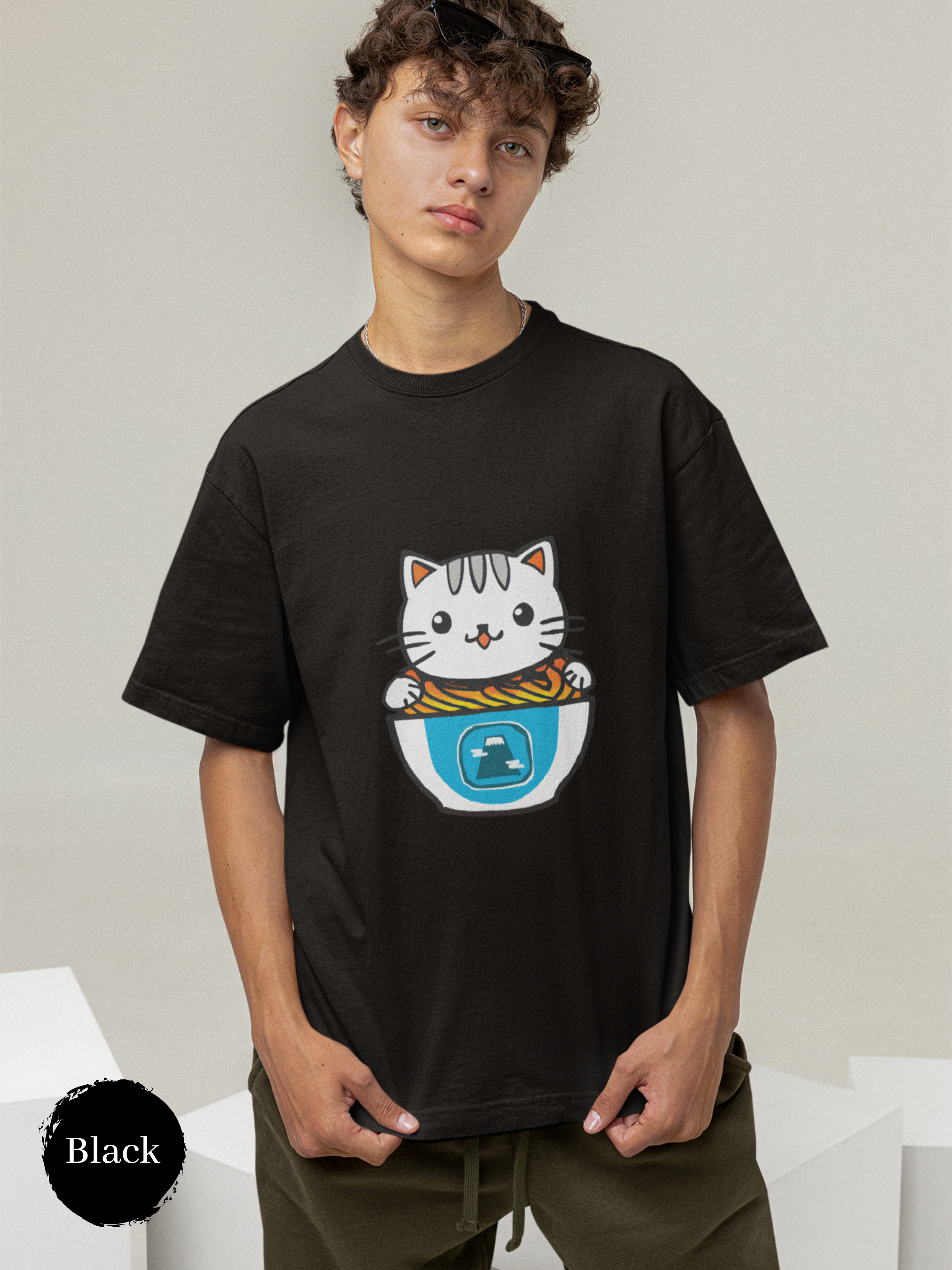 Ramen Cat with Mt. Fuji T-Shirt: Japanese Foodie Shirt with Cute Ramen Art