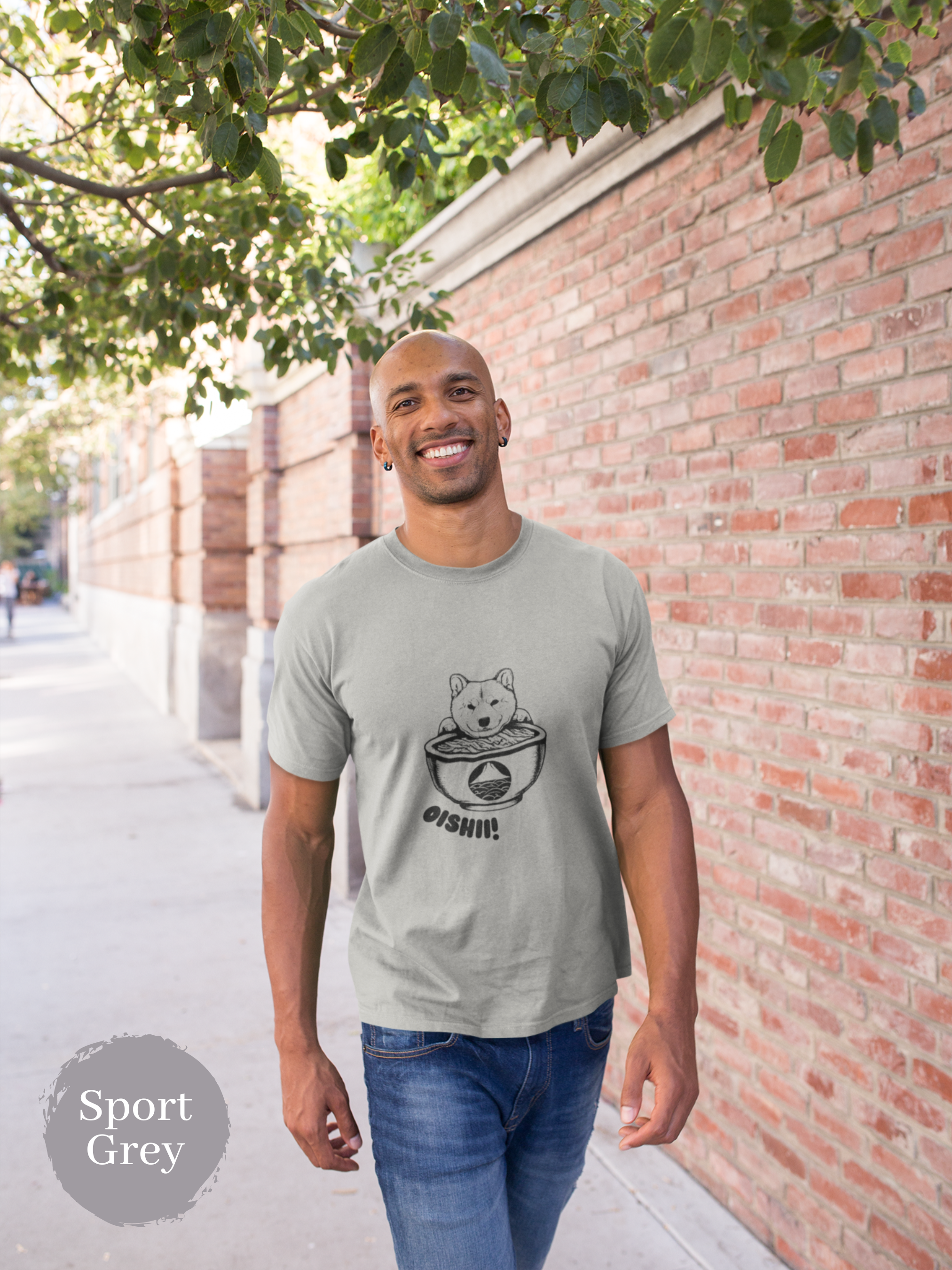 Ramen Art T-shirt: Oishii Shiba Inu Protecting Japanese Foodie Shirt
